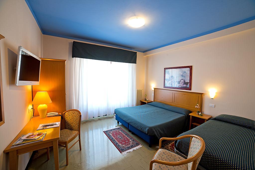 Hotel Europa Porlezza Extérieur photo