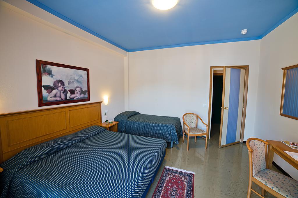 Hotel Europa Porlezza Chambre photo