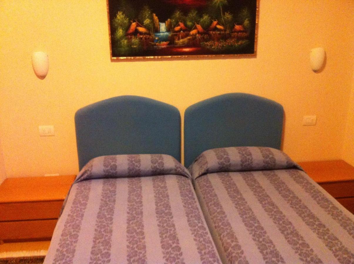 Hotel Europa Porlezza Chambre photo